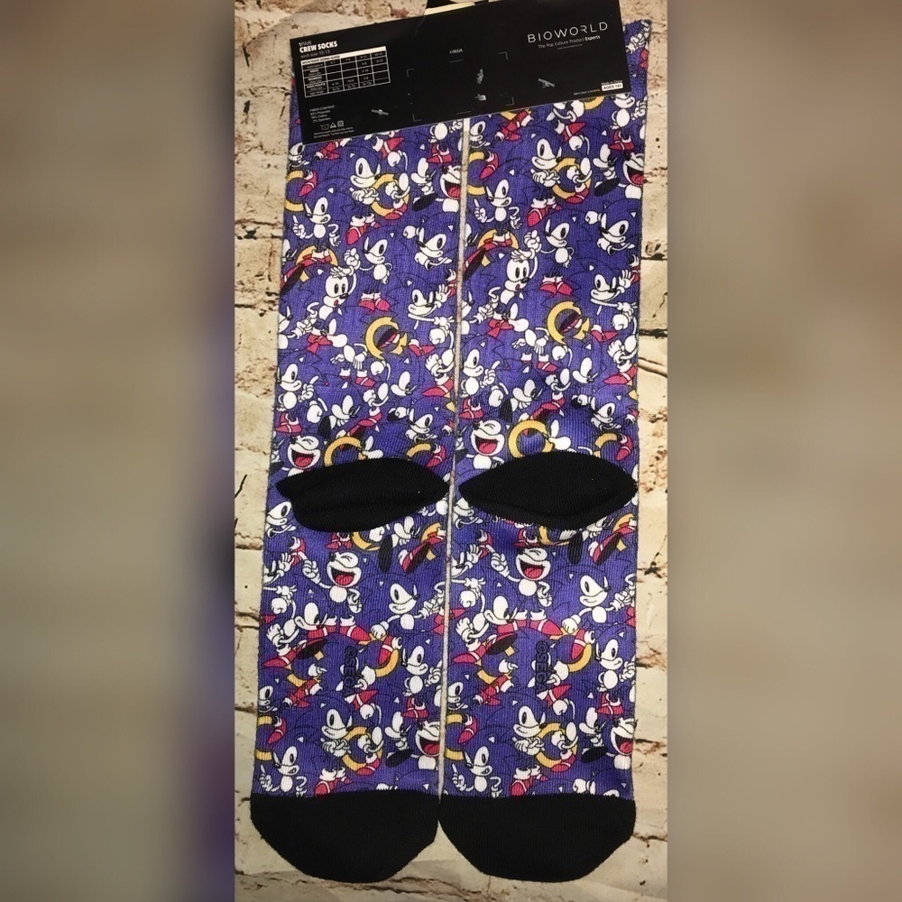Bioworld Sonic the Hedgehog Crew Novelty Socks - Picture 2 of 3